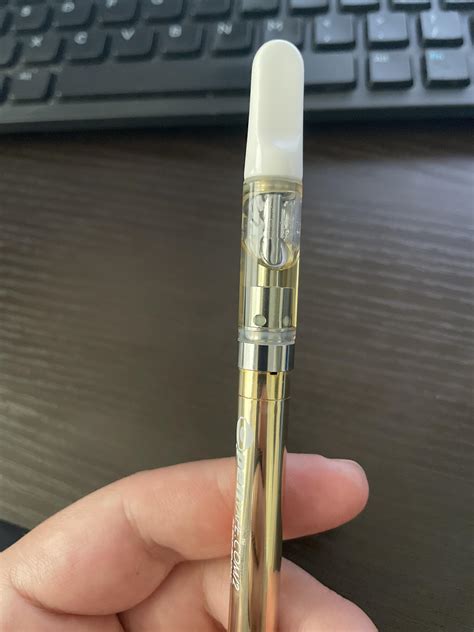 Puffin cart live resin CBD never has added carriers such as VG, PG, MCT, PEG, or Vitamin E Acetate. . Puffin carts live resin